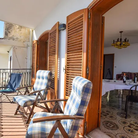 Appartement Amazing In *